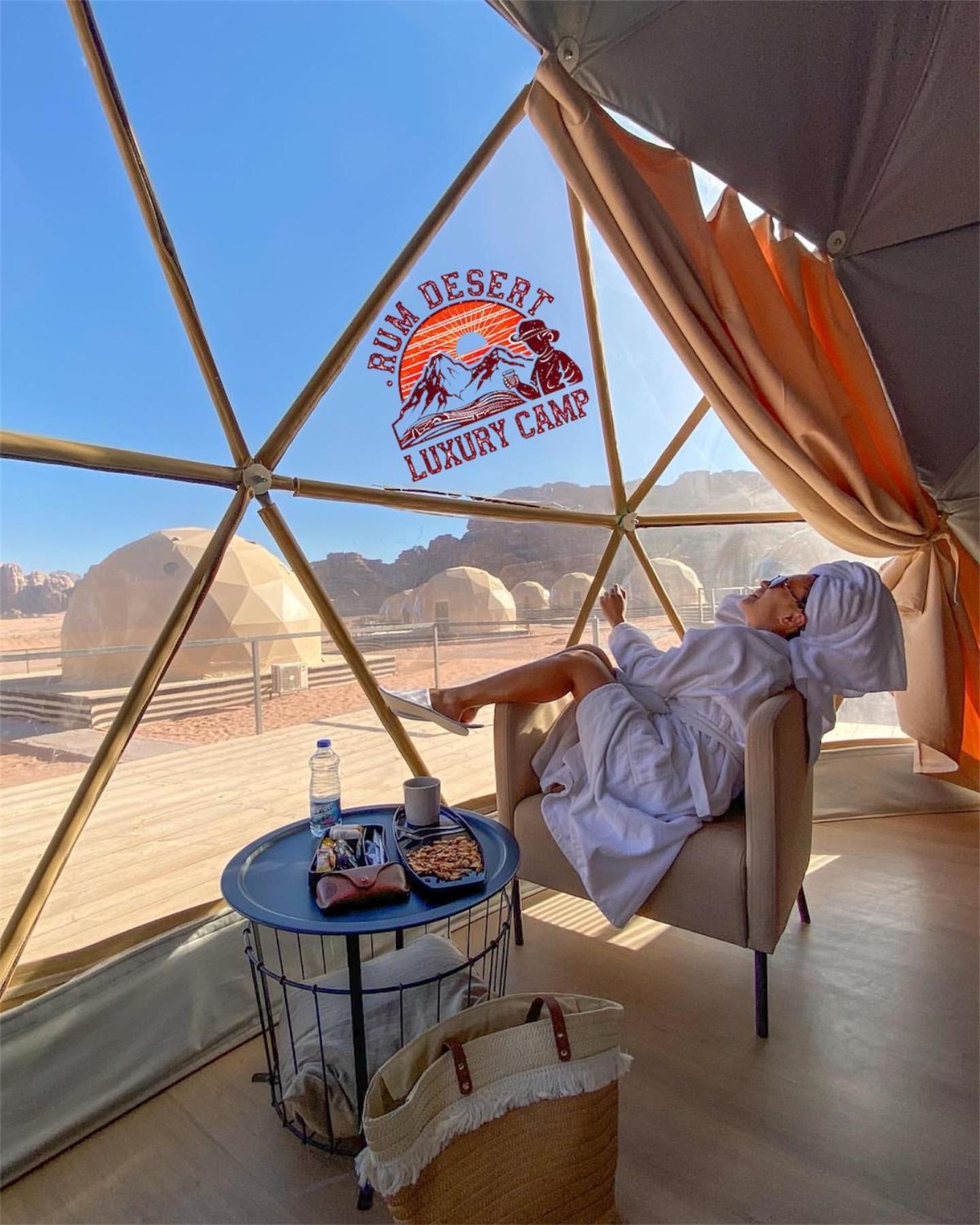 Rum Desert Luxury Camp & Bubble Room Wadi Rum Eksteriør billede